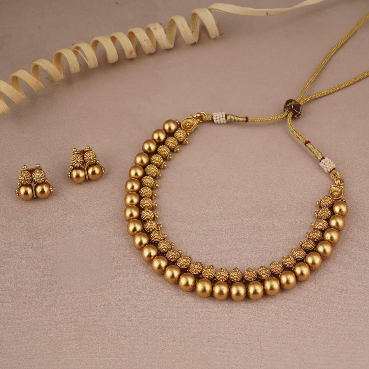 high gold antique beaded necklace set