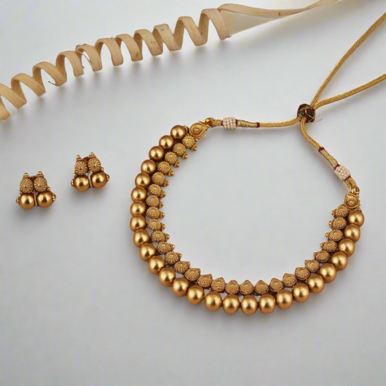 high gold antique beaded necklace set