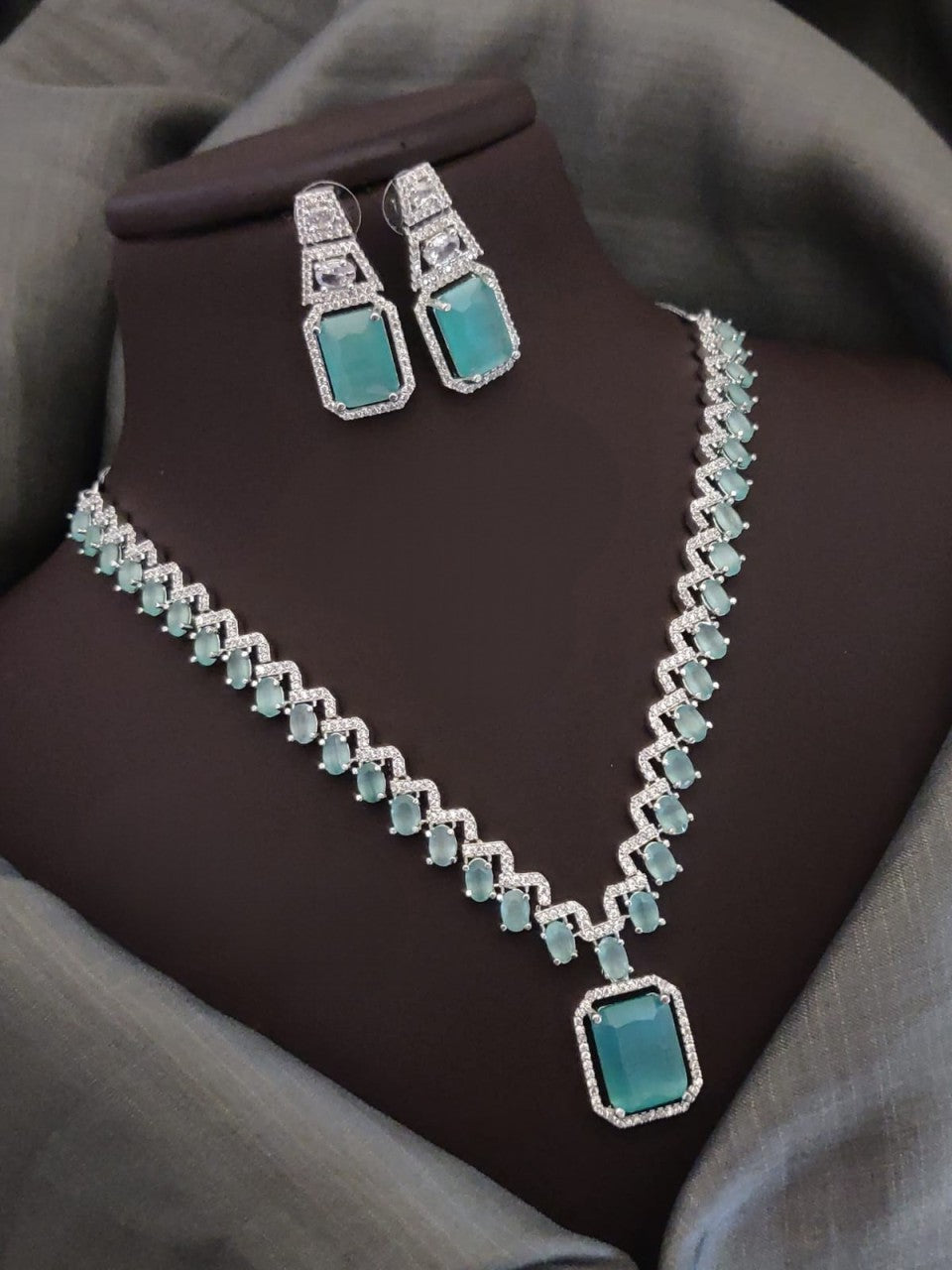 stunning american diamonds & stones necklace set