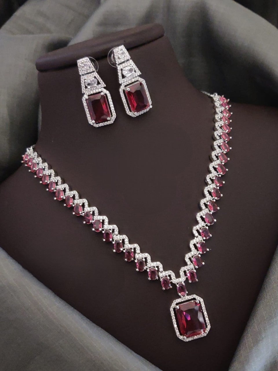 stunning american diamonds & stones necklace set