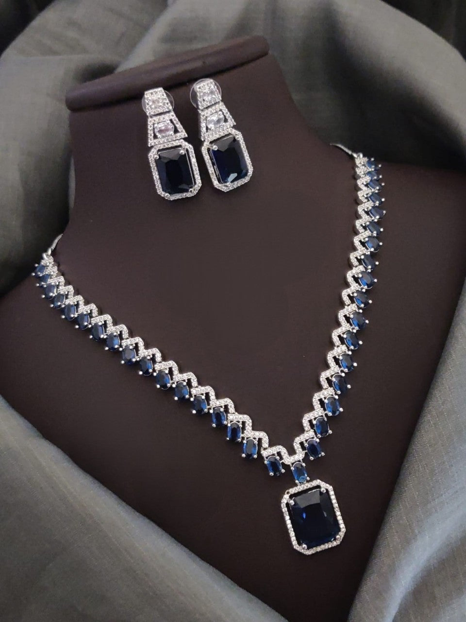 stunning american diamonds & stones necklace set