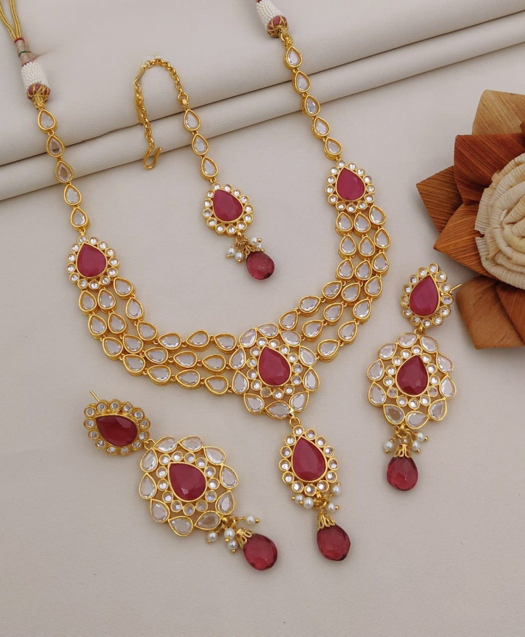 kundan minakari necklace set with matching mang tikka & earrings