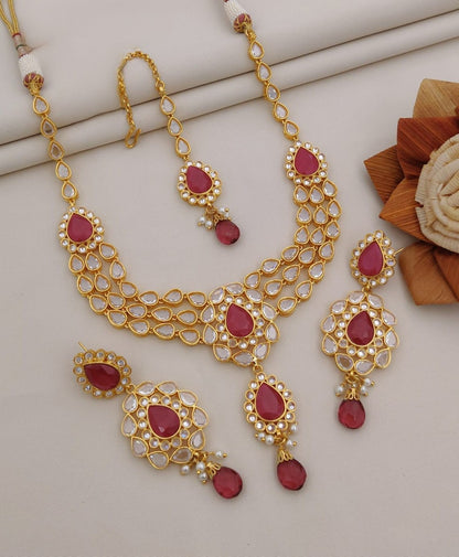 Kundan Minakari Necklace Set with Matching Mang Tikka & Earrings