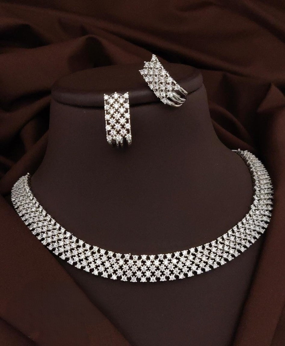 sparkling elegance: american diamond choker!