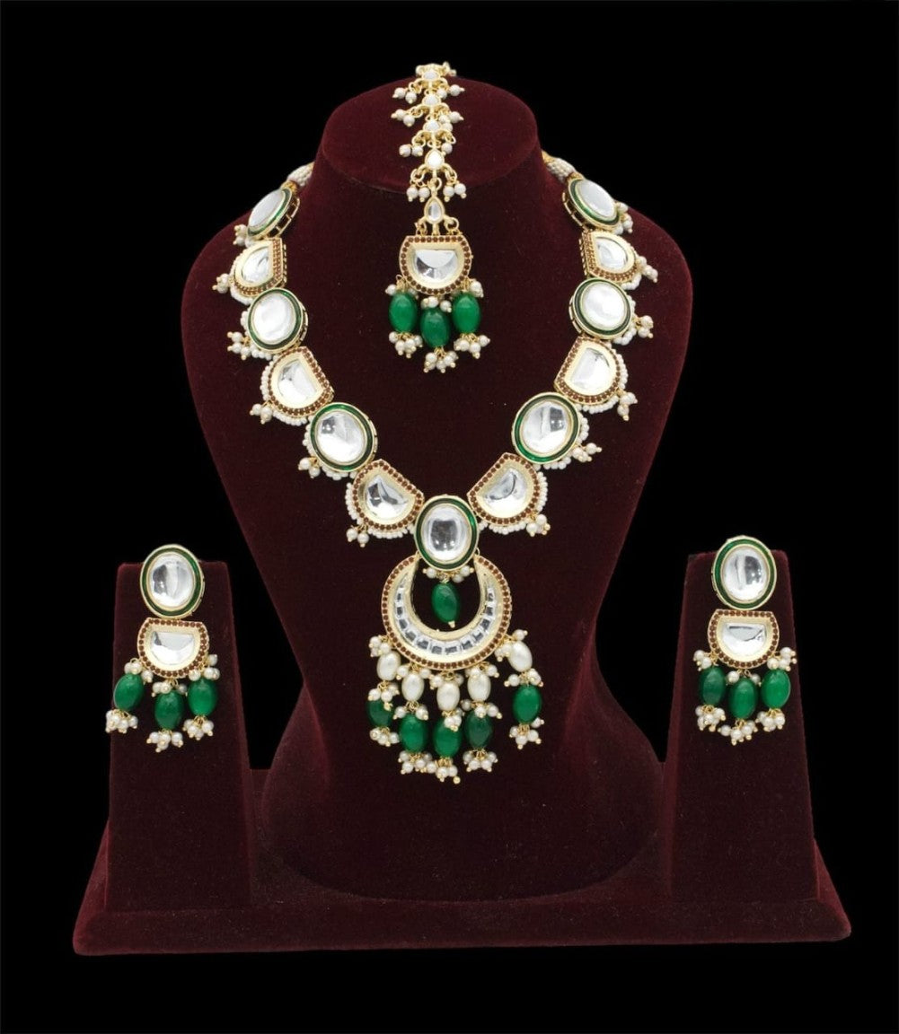 exquisite kundan & stone necklace set