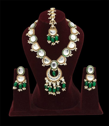 Exquisite Kundan & Stone Necklace Set