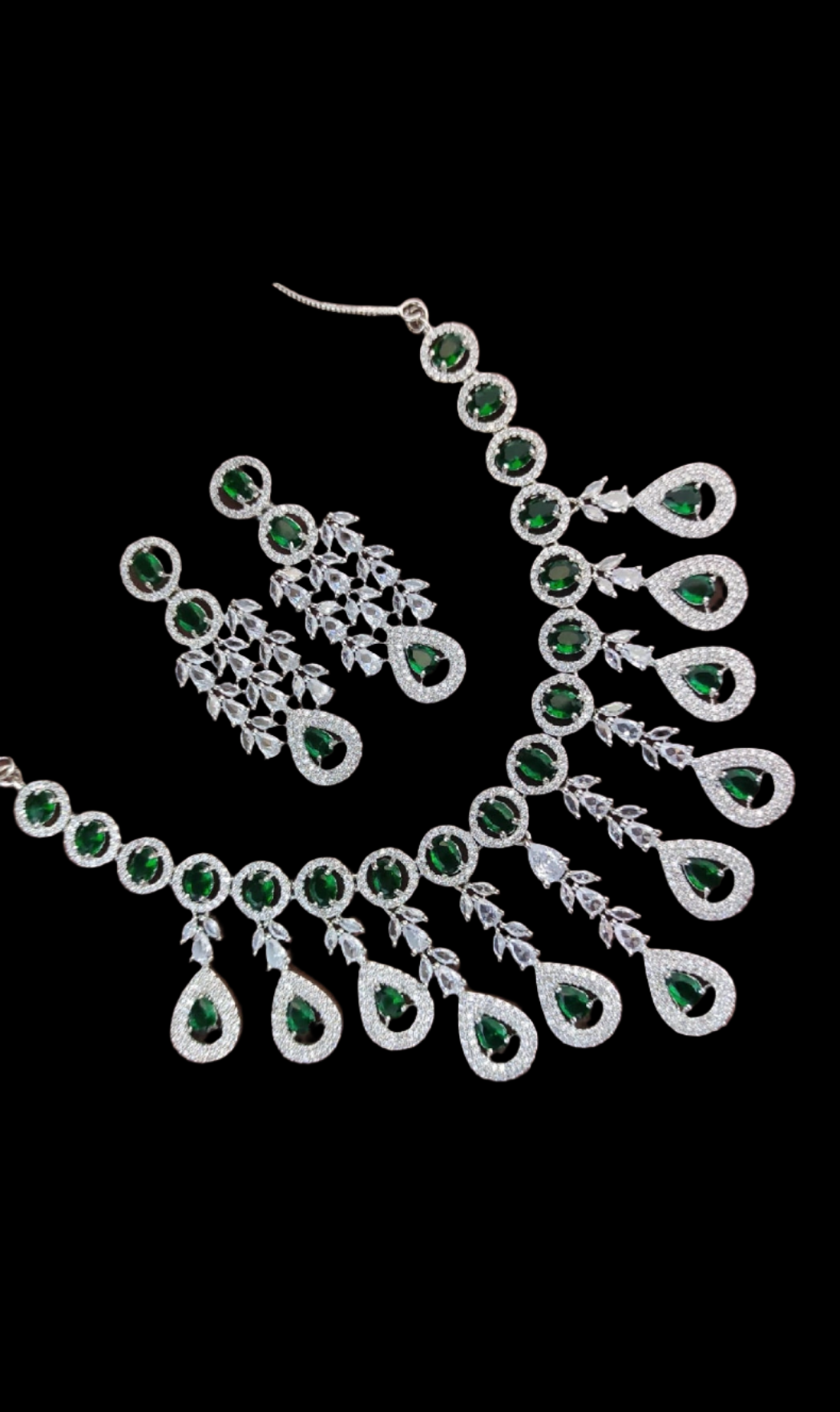 american diamond necklace set: timeless beauty and sophistication