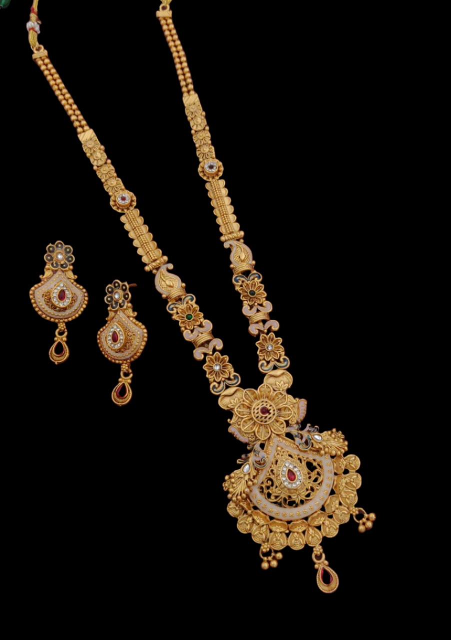 sophisticated high gold long jewelry set