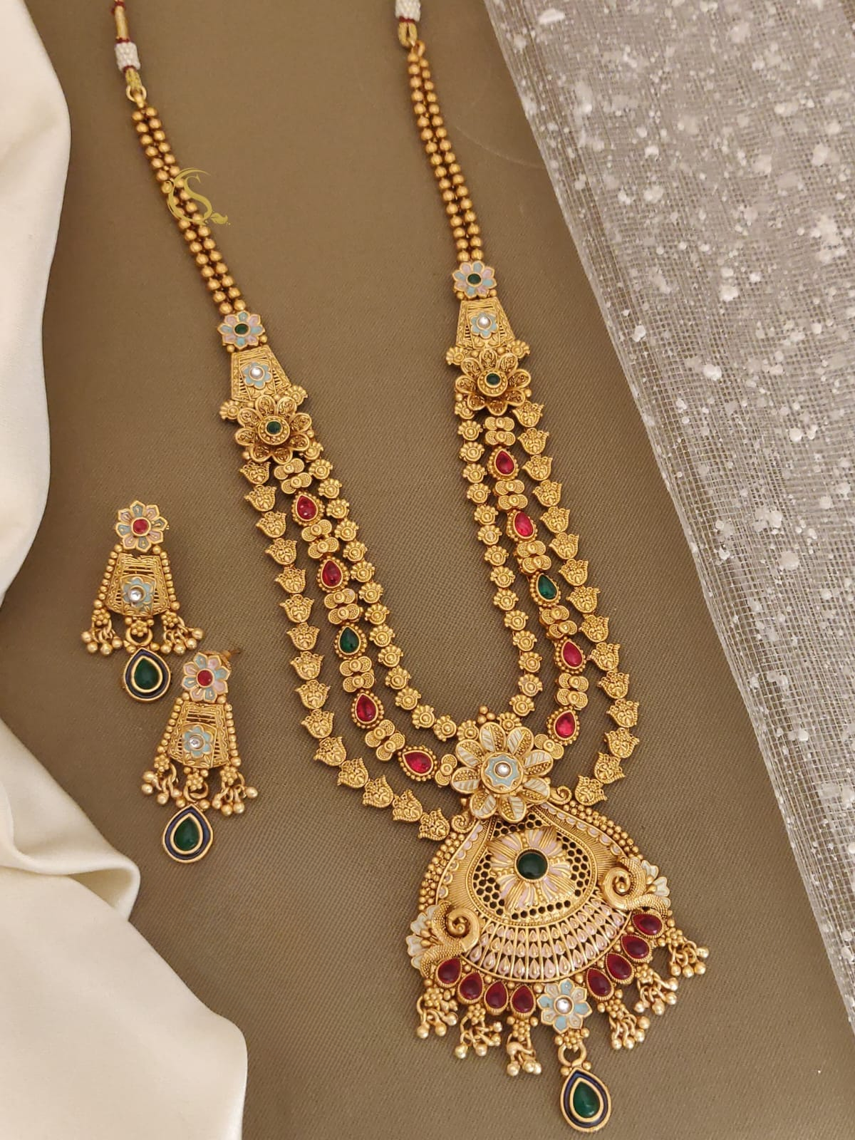 majestic elegance: high gold long necklace set - a timeless treasure