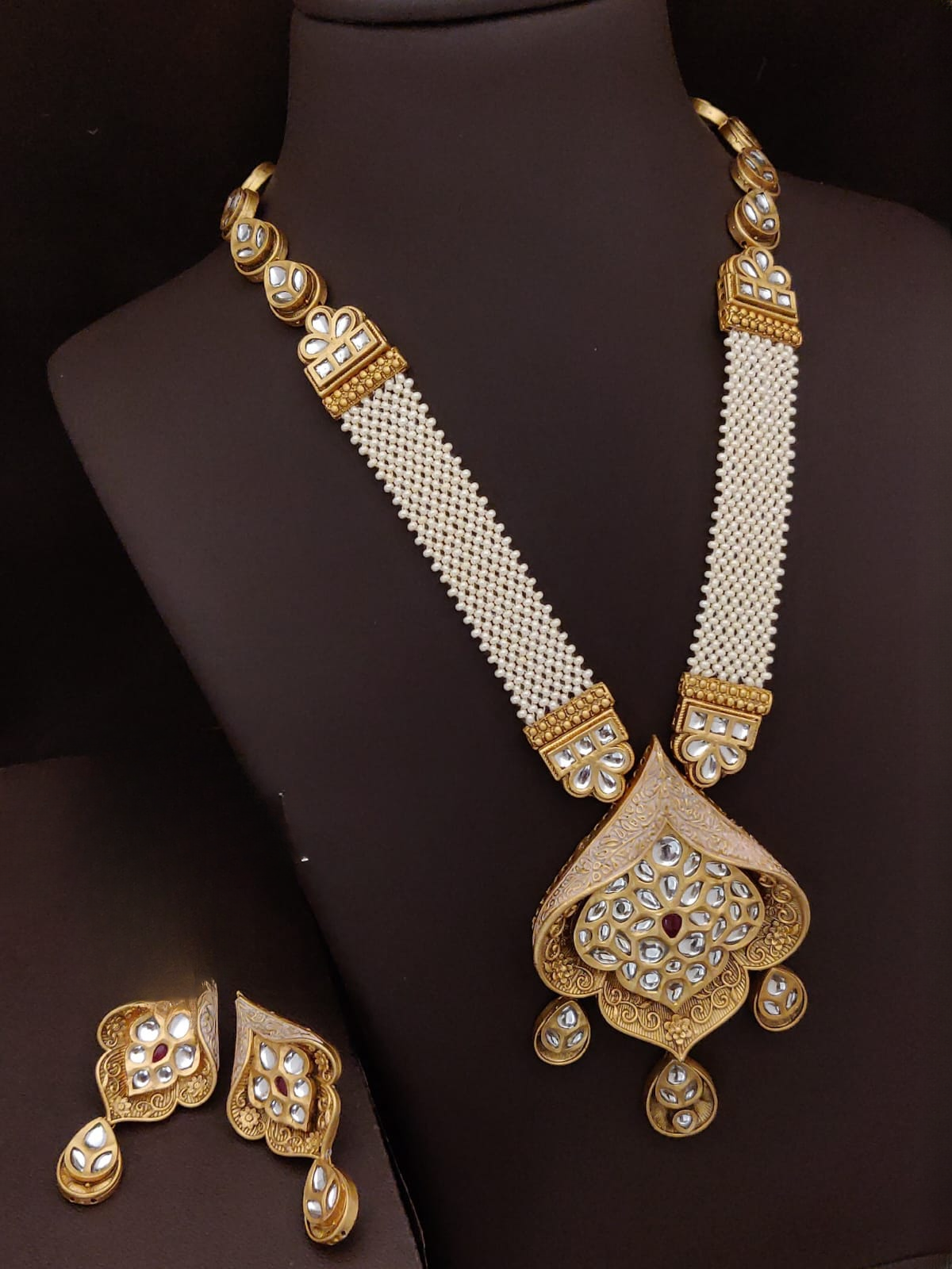 antique pendant set with earrings - vintage elegance