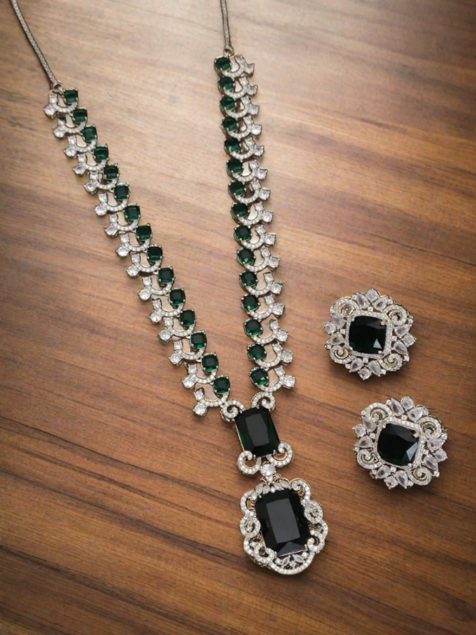 emerald elegance: premium american diamond necklace set