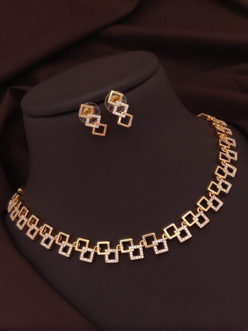 timeless glamour: american diamond necklace - sparkle with elegance