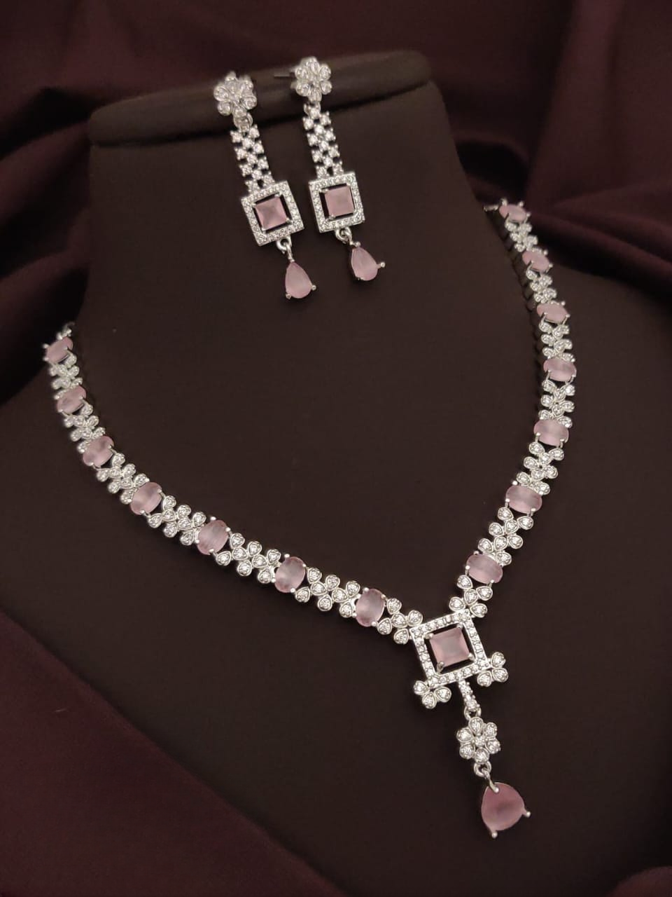 sparkling american diamond necklace - classic elegance